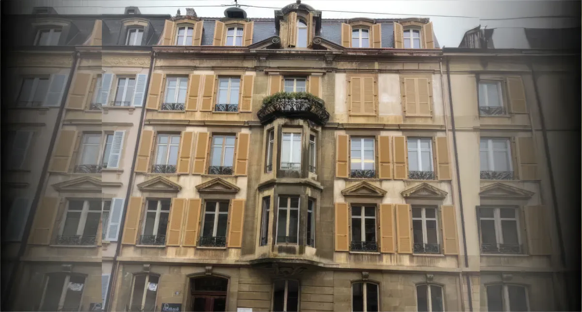 Façade en pierre avant hydrogommage en Genève