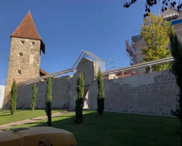 Microgommage de la Muraille de Payerne en pierre (Site historique)
