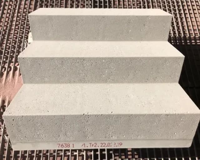 Sablage béton d'un escalier à Bernex