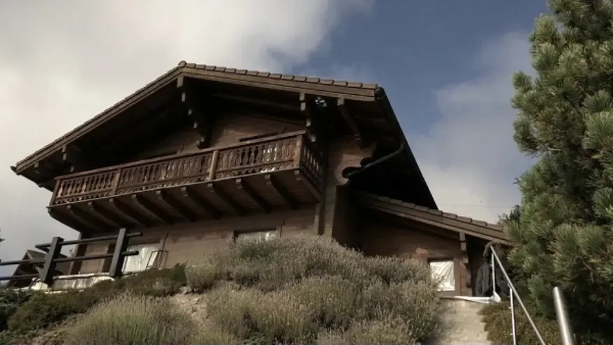 Sablage d'un chalet à Torgon, Valais : état avant les travaux