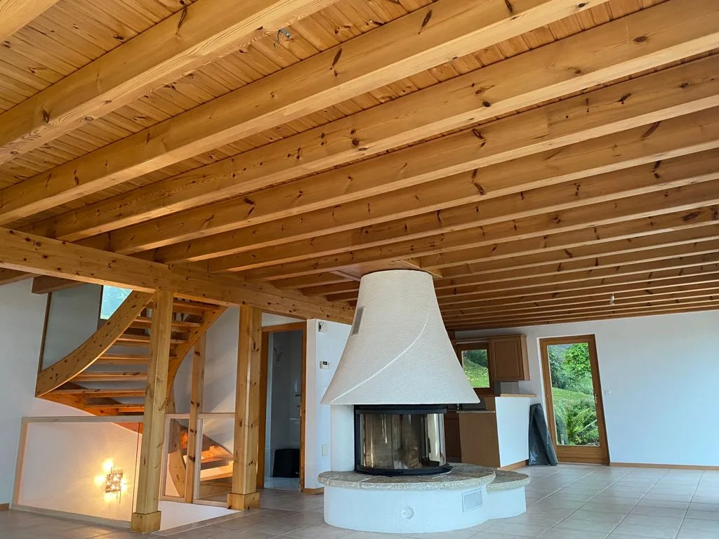 Aérogommage d'un intérieur bois : état avant les travaux