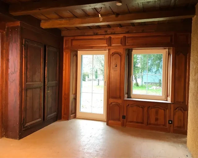 Sablage & Gommage (Vaud) d'un salon en bois : état avant les travaux